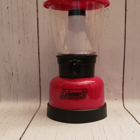 Coleman Carabineer Classic Water-resistant Lantern - Picture 3 of 4